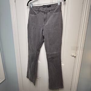 Susan Graver Stretch Denim Classic Boot Cut Jeans Size 4 Cool Grey NWOT